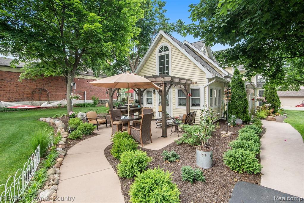 415 West Main Street Flushing, MI 48433 - Photo 6 of 37