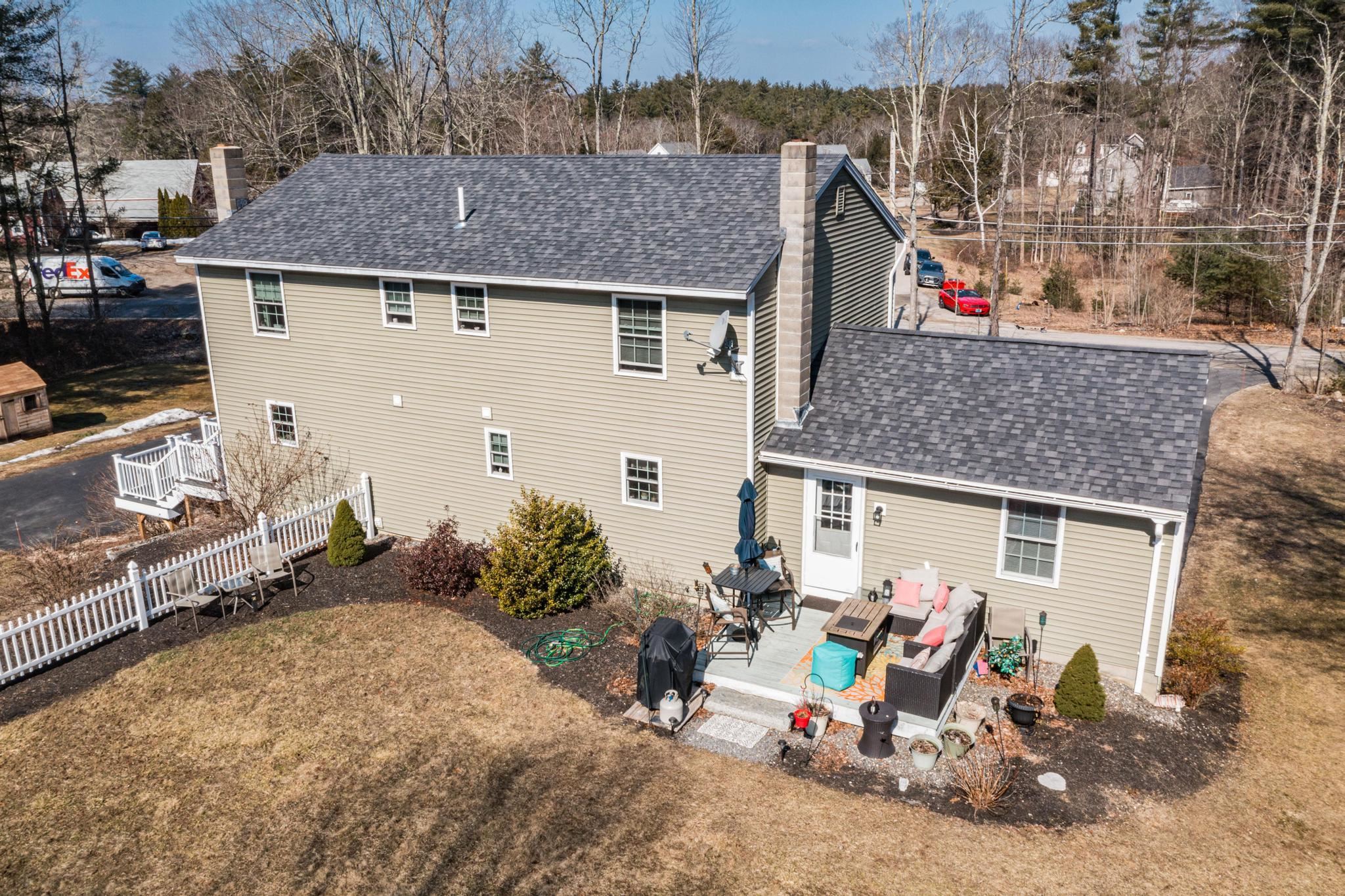 24 Old State Road Epping, NH 03042 - Photo 5 of 39