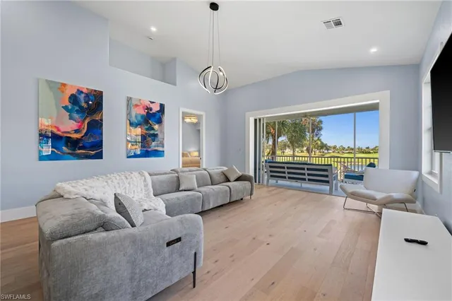 $1,175,000 | 3099 Lancaster Drive, Unit 704, Naples, FL 34105