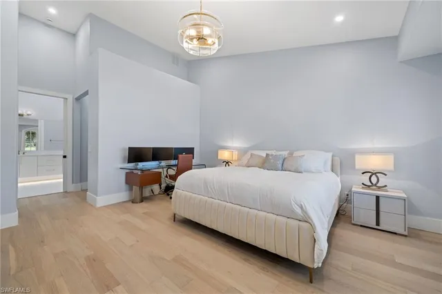 $1,175,000 | 3099 Lancaster Drive, Unit 704, Naples, FL 34105