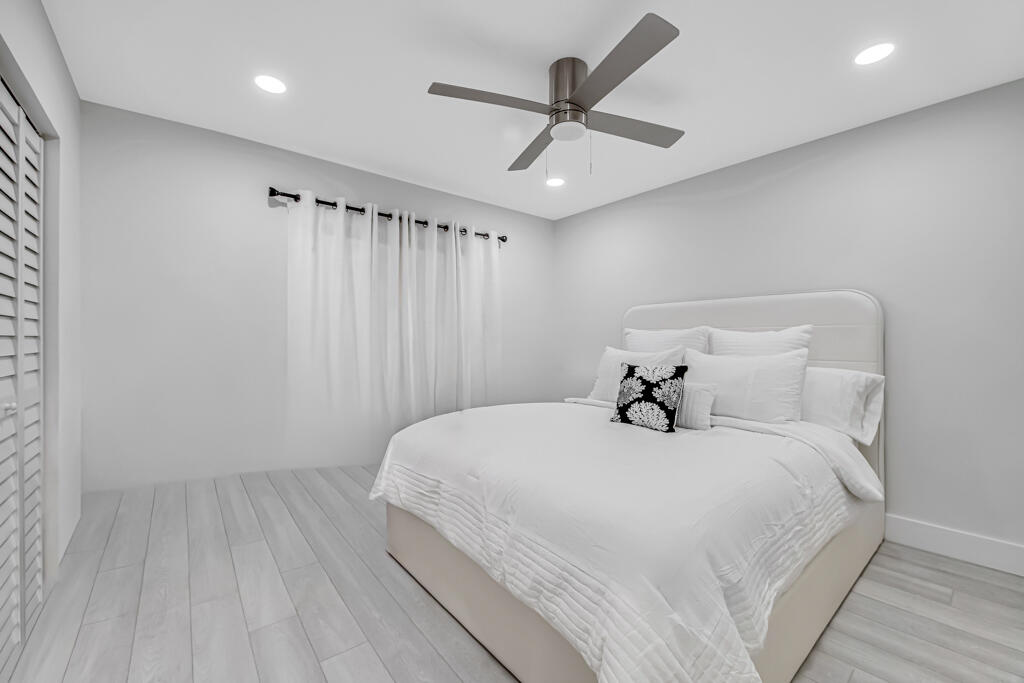 21362 Juego Circle, Unit D Boca Raton, FL 33433 - Photo 21 of 33 22