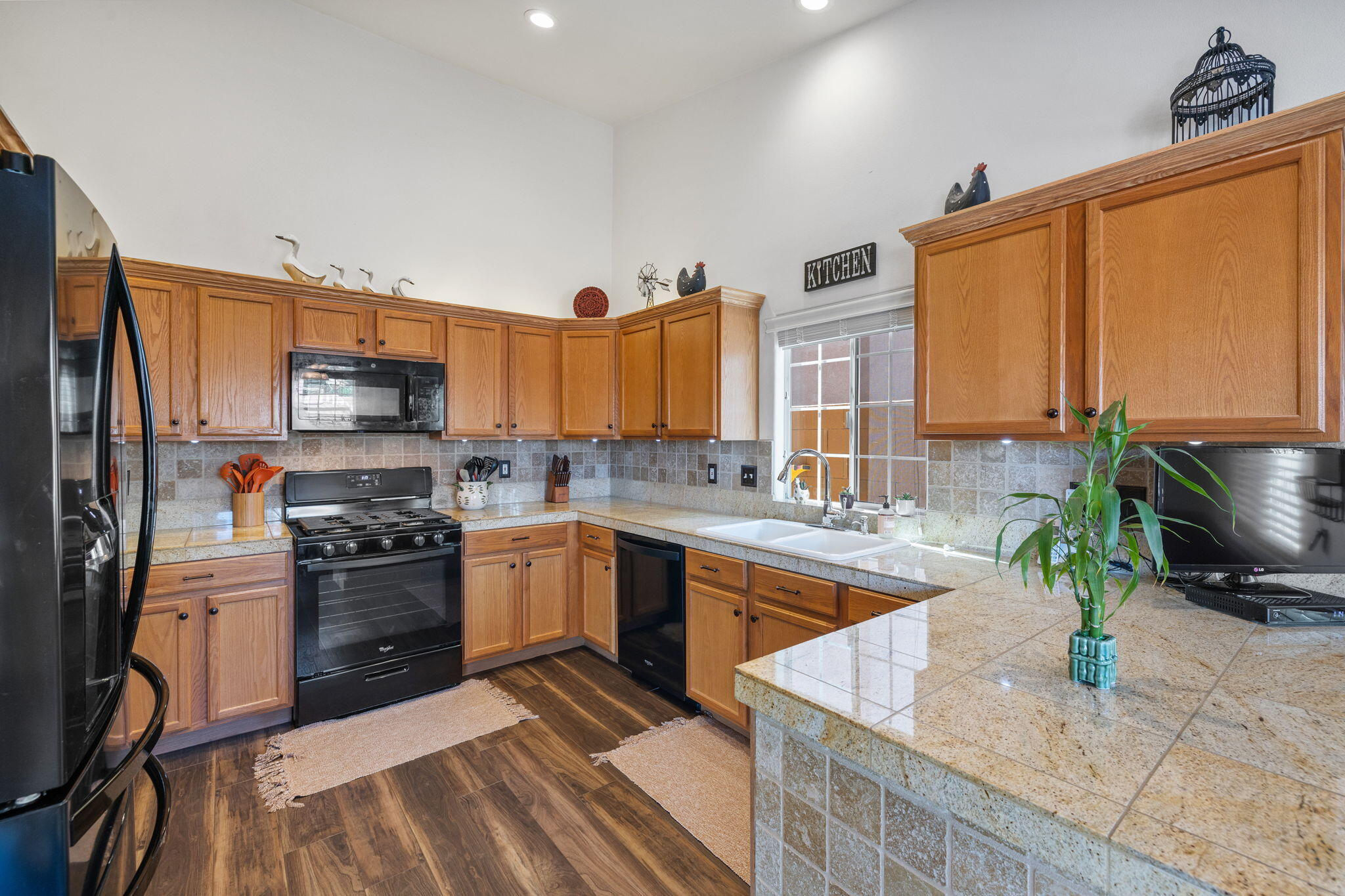 67150 Quijo Road Cathedral City, CA 92234 - Photo 13 of 47 47-web-or-mls-2Z7A3757