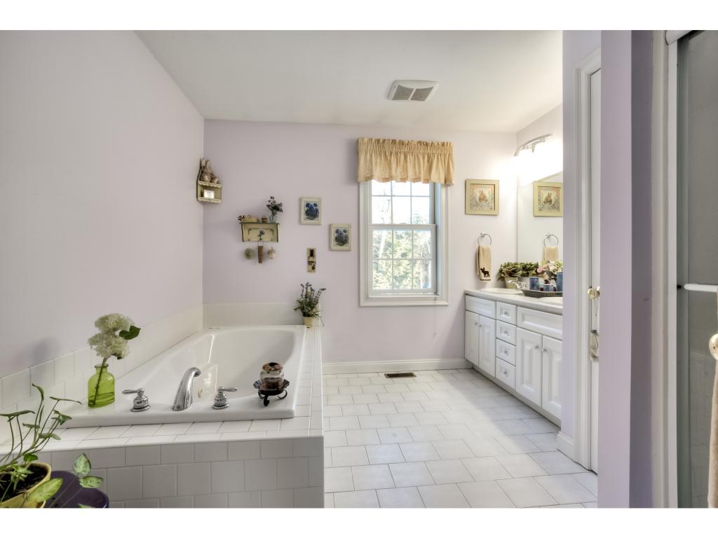 157 Middle Road Brentwood, NH 03833 - Photo 21 of 36 Gallery Image 21