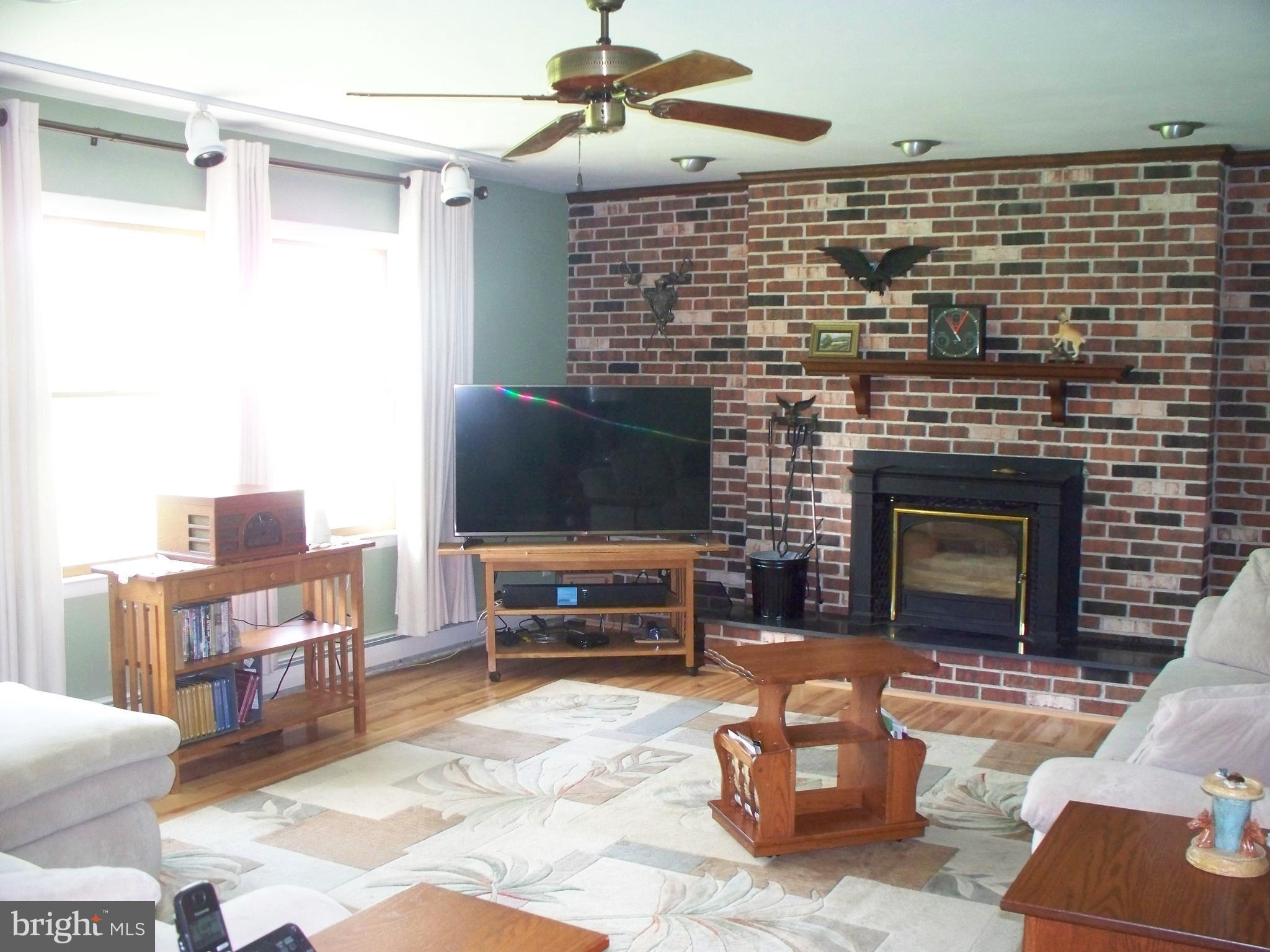 4825 Clermont Mill Road Pylesville, MD 21132 - Photo 5 of 30 Living Room