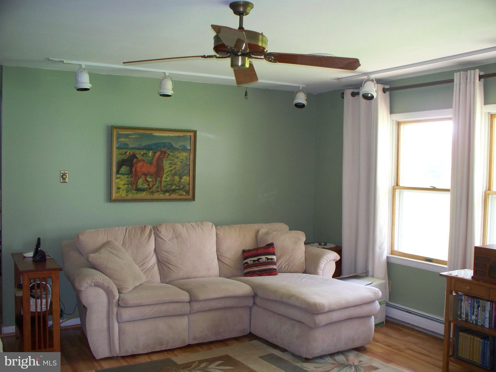 4825 Clermont Mill Road Pylesville, MD 21132 - Photo 6 of 30 Living Room