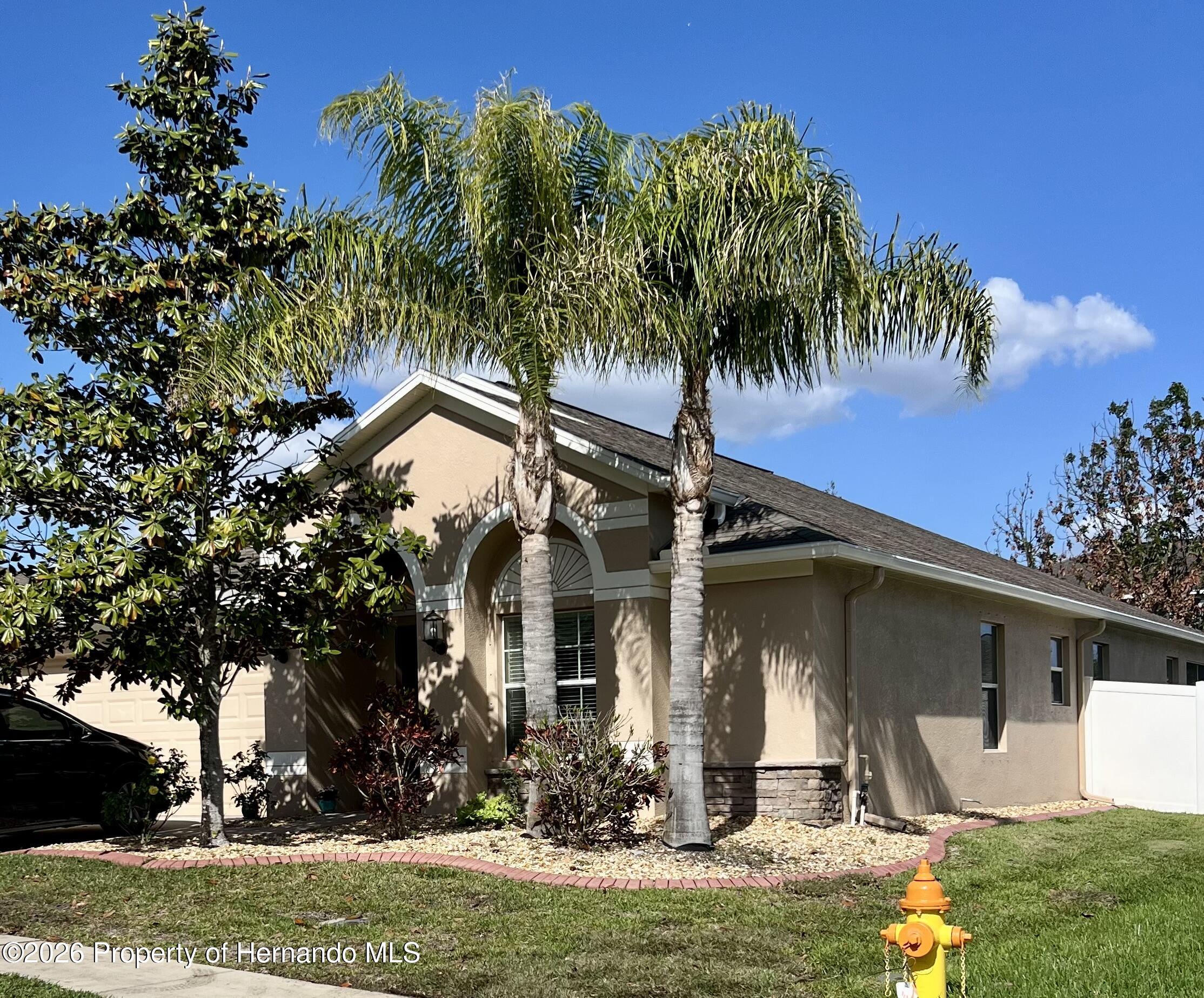 18334 Waydale Loop Hudson, FL 34667 - Photo 1 of 34 IMG_6758