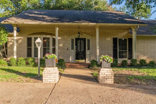 $399,000 | 3400 Dever Drive, Waco, TX 76708