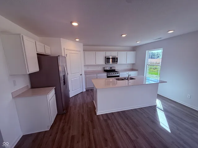 $313,900 | 11320 North Greenthread Drive, Jamestown, IN 46147