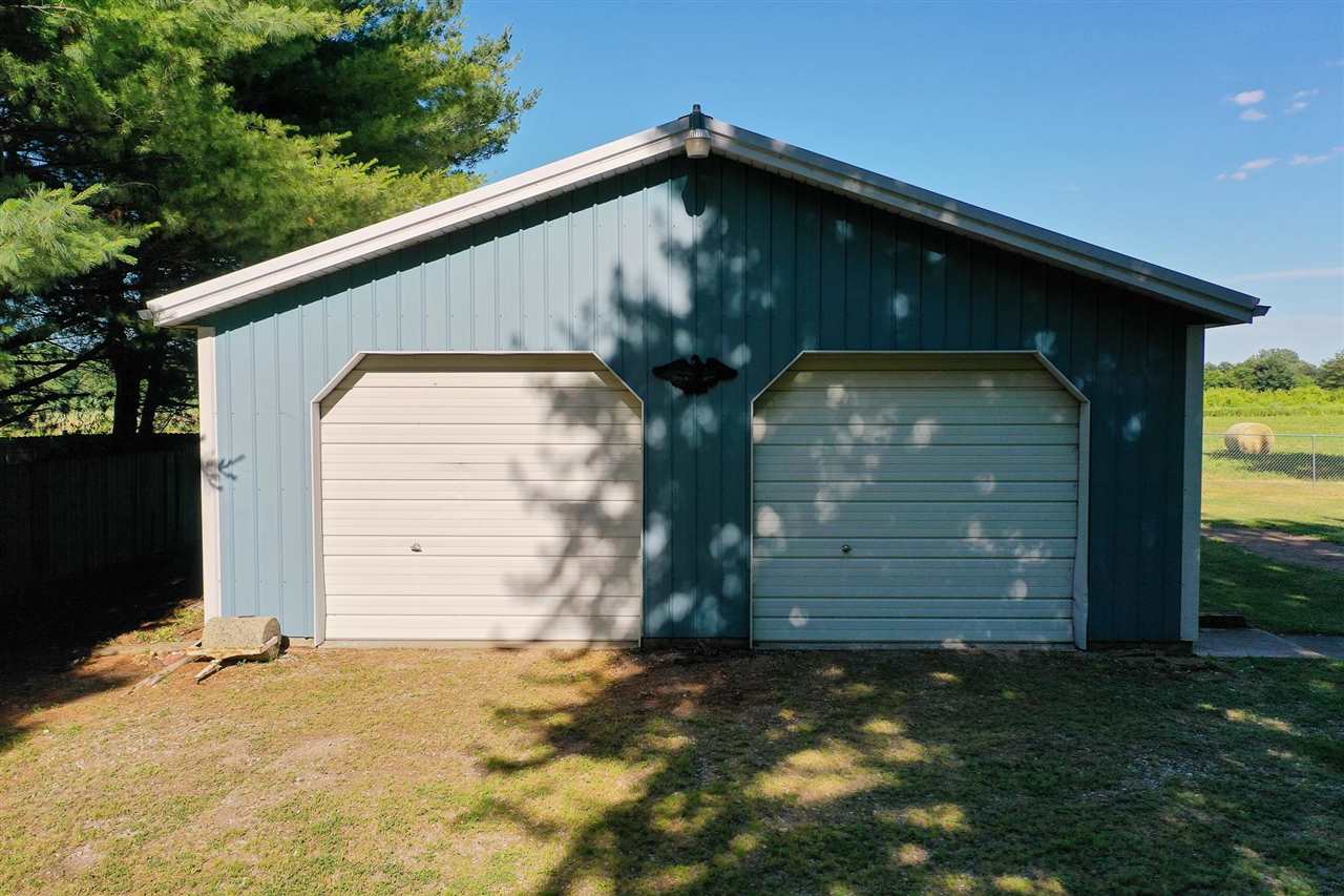 9427 Vassar Road Millington, MI 48746 - Photo 9 of 25