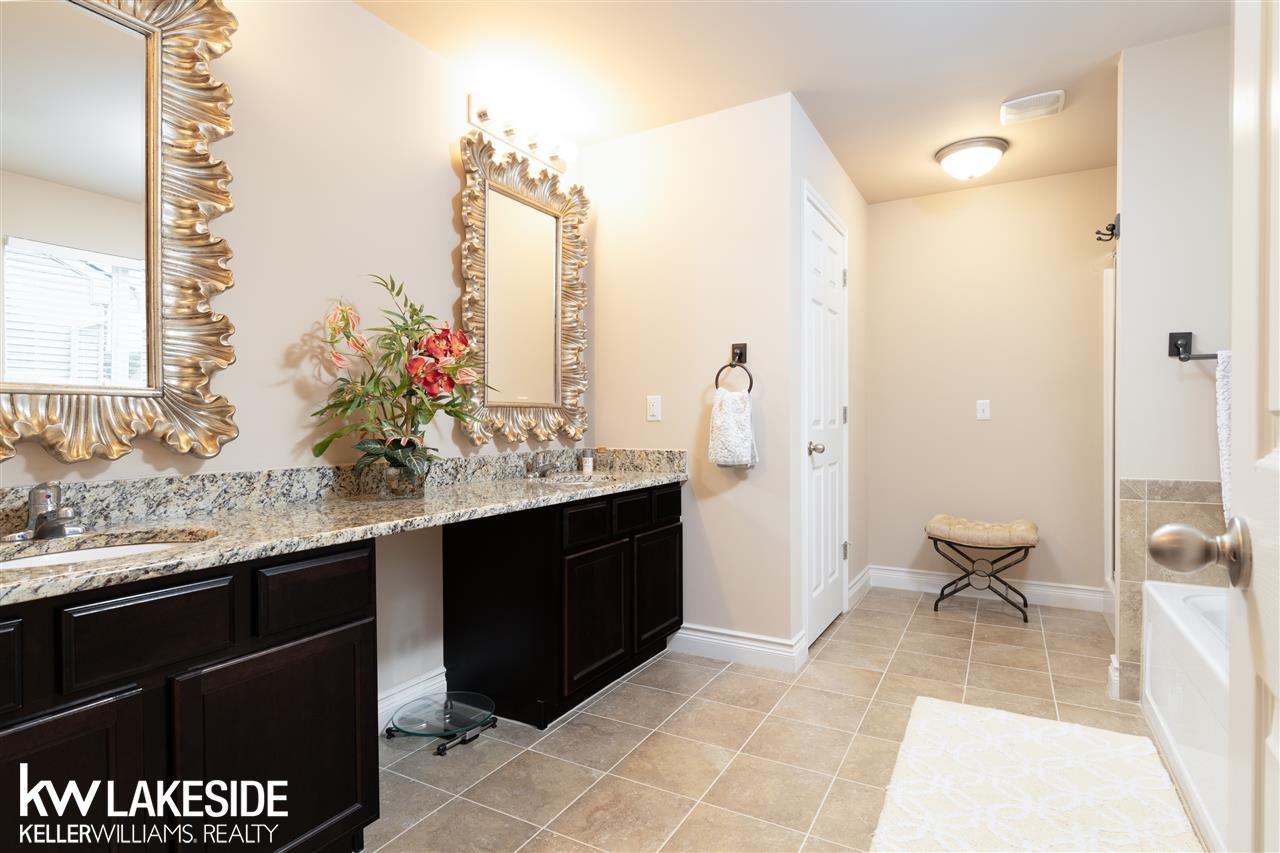 858 Monterey Ln. Rochester Hills, MI 48307 - Photo 18 of 44