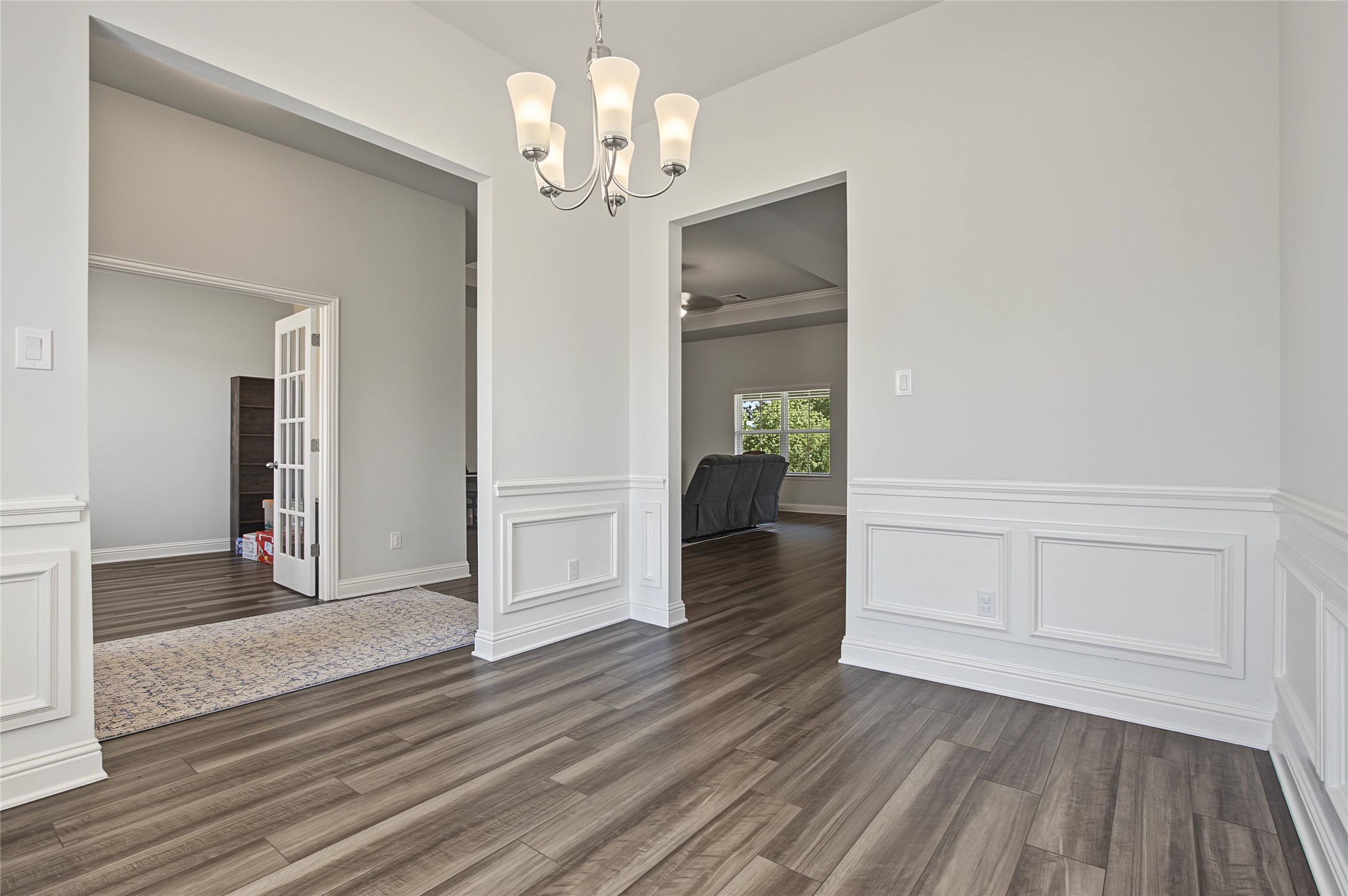 10 Gemstone Court Angleton, TX 77515 - Photo 7 of 26 Gallery Image 7