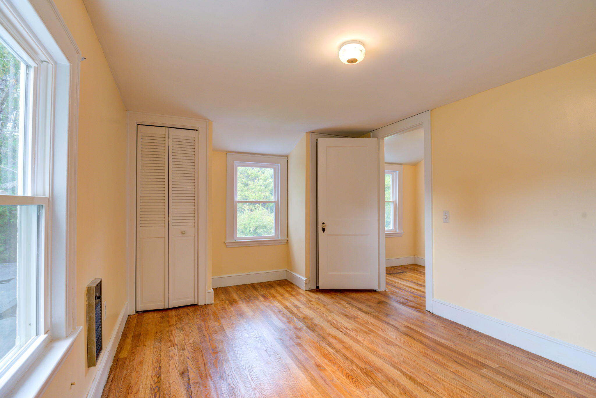 1165 Sawyer Road Cape Elizabeth, ME 04107 - Photo 21 of 37 Bedroom 2