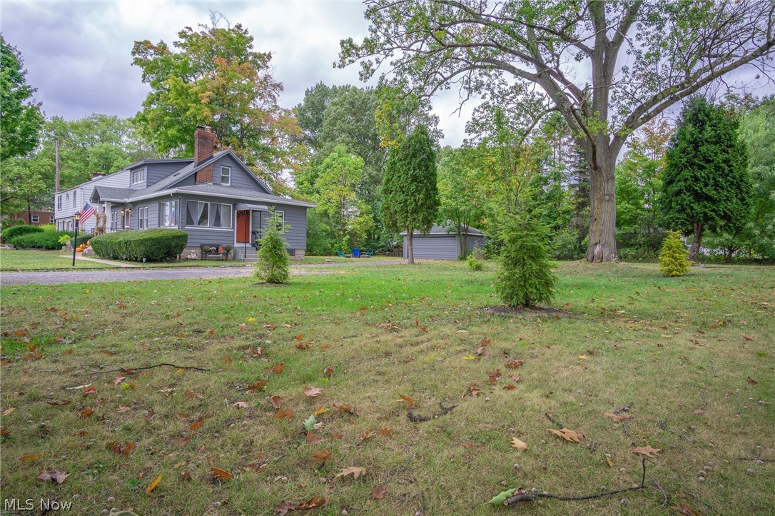292 Shields Road Youngstown, OH 44512 - Photo 2 of 23 Gallery Image 2