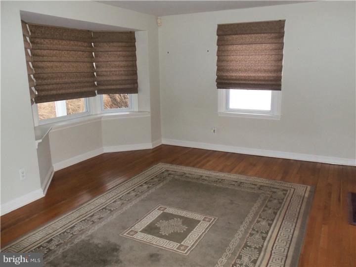 748 West Springfield Road Springfield, PA 19064 - Photo 7 of 25 Living Room