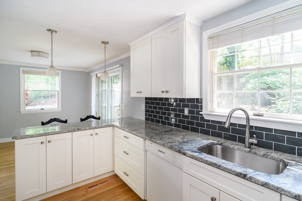 21 Westerly Street, Unit 1 Wellesley, MA 02482 - Photo 9 of 24 Gallery Image 9