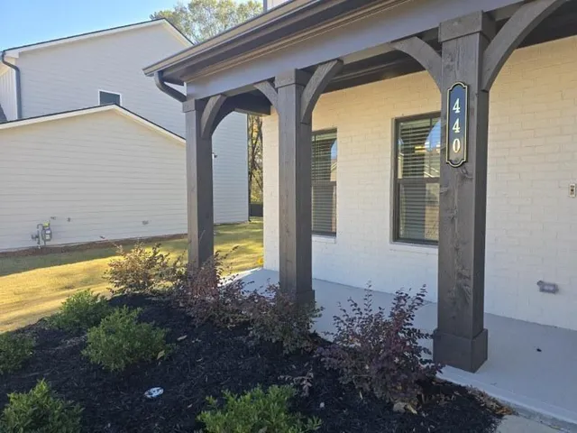 $2,800 | 440 Winding Rose Drive, Hoschton, GA 30548