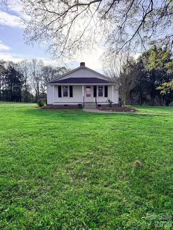 $265,500 | 2114 Shelby Highway, Blacksburg, SC 29702