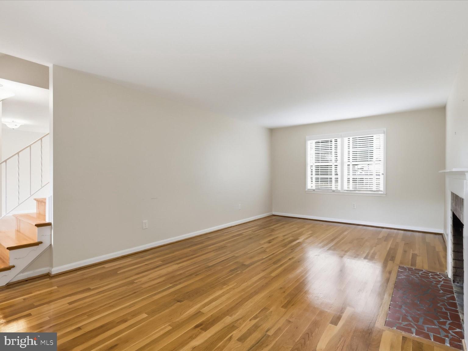 6800 Sydenstricker Road Springfield, VA 22153 - Photo 21 of 51 The Coziest Room in the House