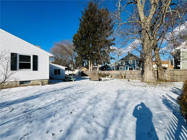 $679,000 | 11 Hollow Ridge Road, East Providence, RI 02916