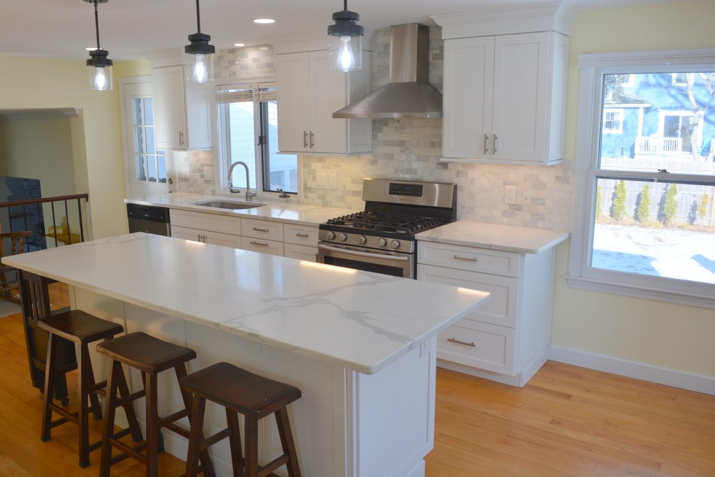 11 Hollow Ridge Road East Providence, RI 02916 - Photo 5 of 41