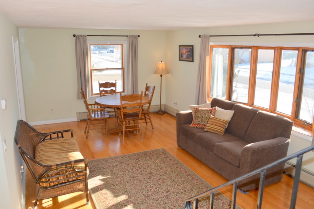 11 Hollow Ridge Road East Providence, RI 02916 - Photo 8 of 41