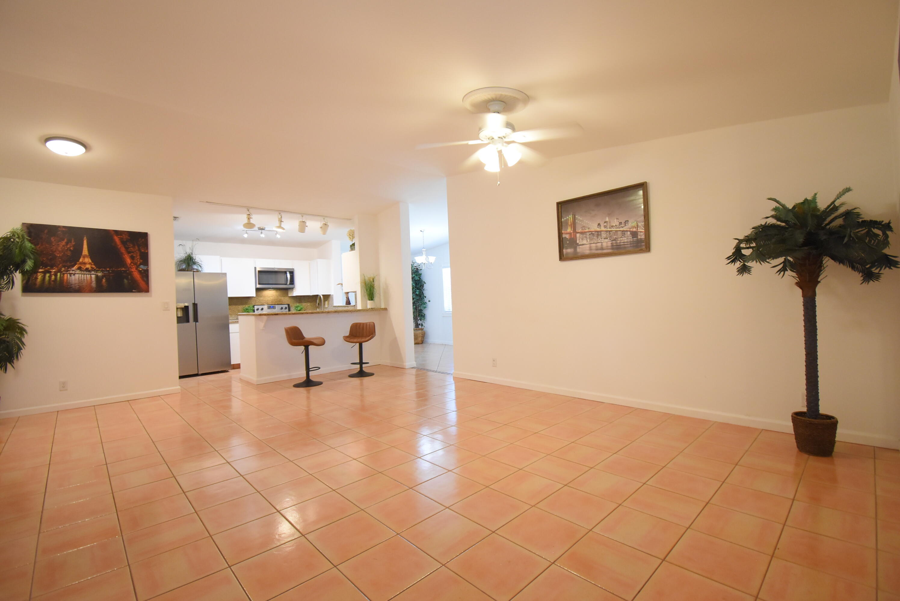 11667 Timbers Way Boca Raton, FL 33428 - Photo 4 of 27 DSC_0922