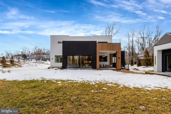 $2,999,999 | 8302 Robey Avenue, Annandale, VA 22003