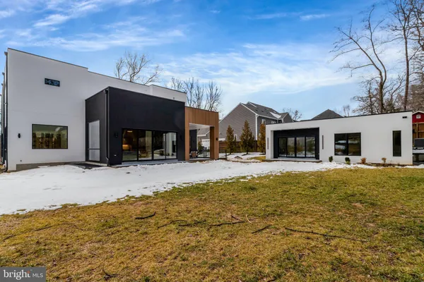 $2,999,999 | 8302 Robey Avenue, Annandale, VA 22003