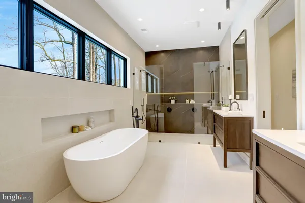 $2,999,999 | 8302 Robey Avenue, Annandale, VA 22003