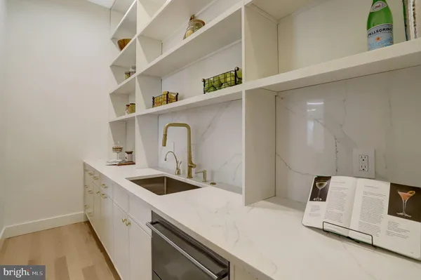 $2,999,999 | 8302 Robey Avenue, Annandale, VA 22003