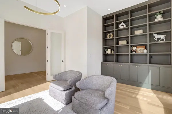 $2,999,999 | 8302 Robey Avenue, Annandale, VA 22003