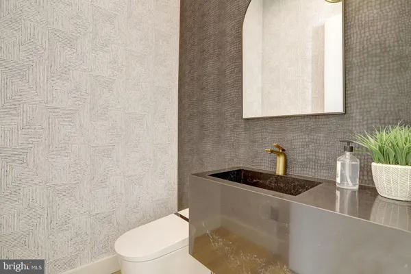 $2,999,999 | 8302 Robey Avenue, Annandale, VA 22003