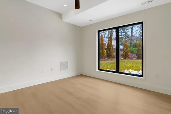 $2,999,999 | 8302 Robey Avenue, Annandale, VA 22003