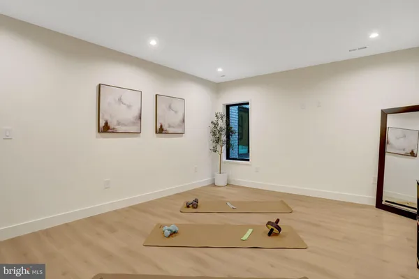 $2,999,999 | 8302 Robey Avenue, Annandale, VA 22003