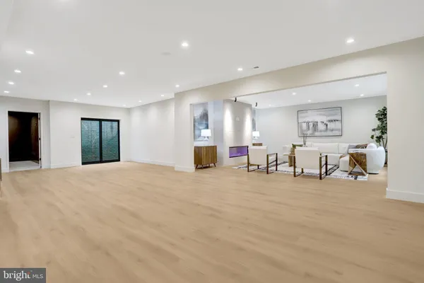 $2,999,999 | 8302 Robey Avenue, Annandale, VA 22003