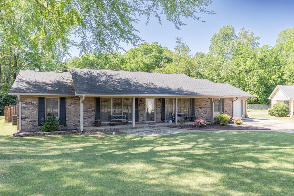 3516 Bridgewater Road Columbus, GA 31909 - Photo 3 of 29