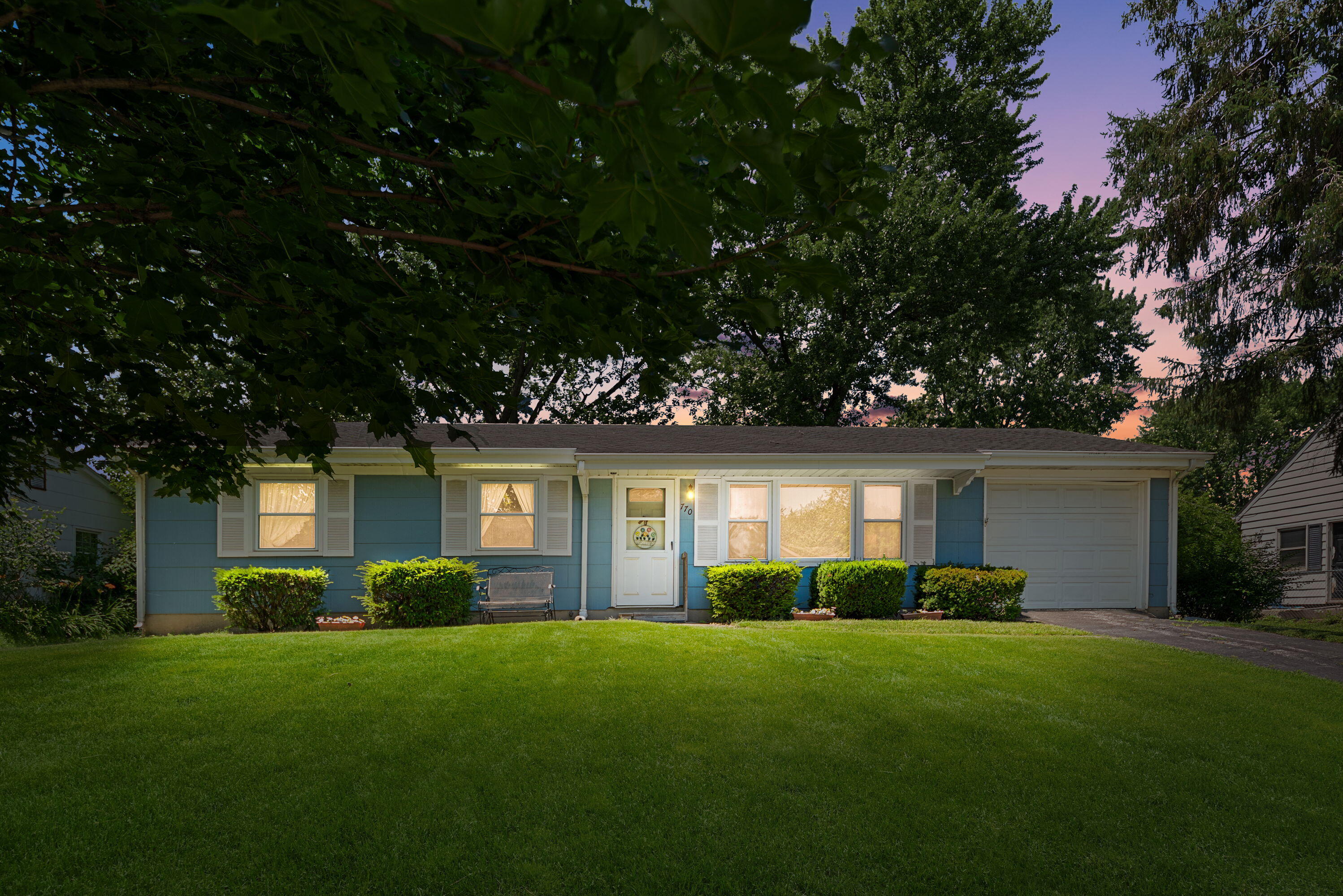 770 Fox River Road Valparaiso, IN 46385 - Photo 11 of 17 2996x2000