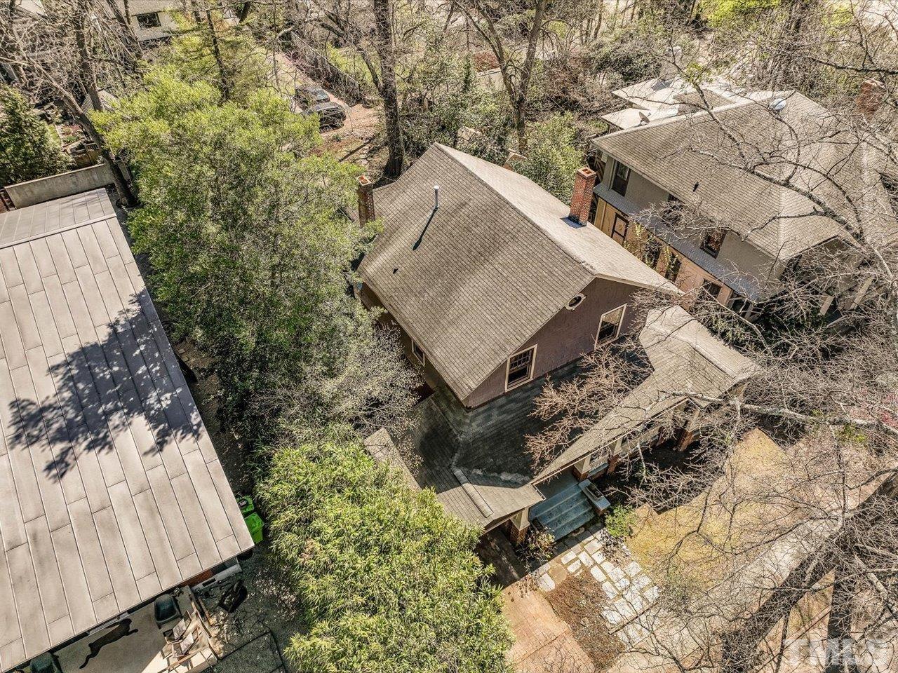 118 Hawthorne Road Raleigh, NC 27605 - Photo 39 of 42 an aerial view of a house with a yard