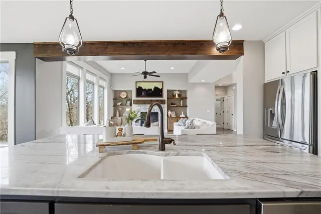 $815,000 | 836 Old Hickory Road, Greenwood, MO 64034