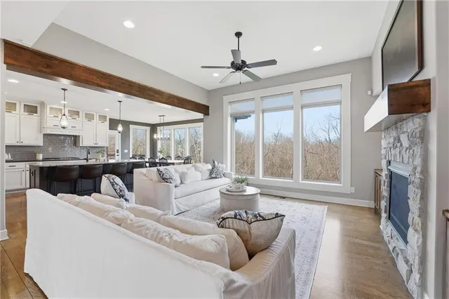 $815,000 | 836 Old Hickory Road, Greenwood, MO 64034