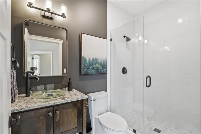 $815,000 | 836 Old Hickory Road, Greenwood, MO 64034