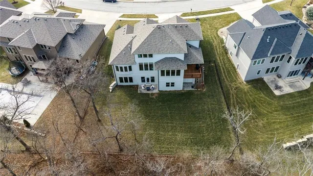 $815,000 | 836 Old Hickory Road, Greenwood, MO 64034