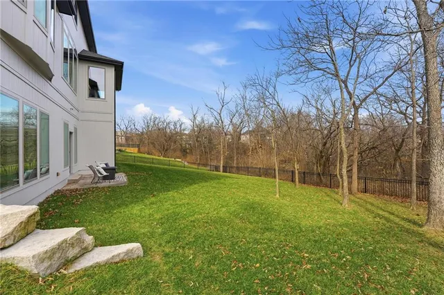 $815,000 | 836 Old Hickory Road, Greenwood, MO 64034