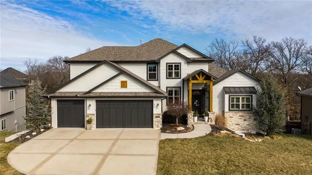$815,000 | 836 Old Hickory Road, Greenwood, MO 64034
