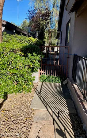 $1,350 | Undisclosed Address, Las Vegas, NV 89102