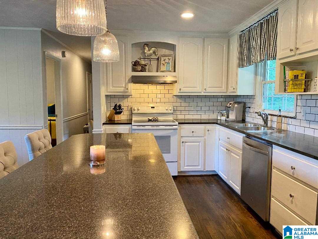 9737 Highway 11 Springville, AL 35146 - Photo 5 of 28