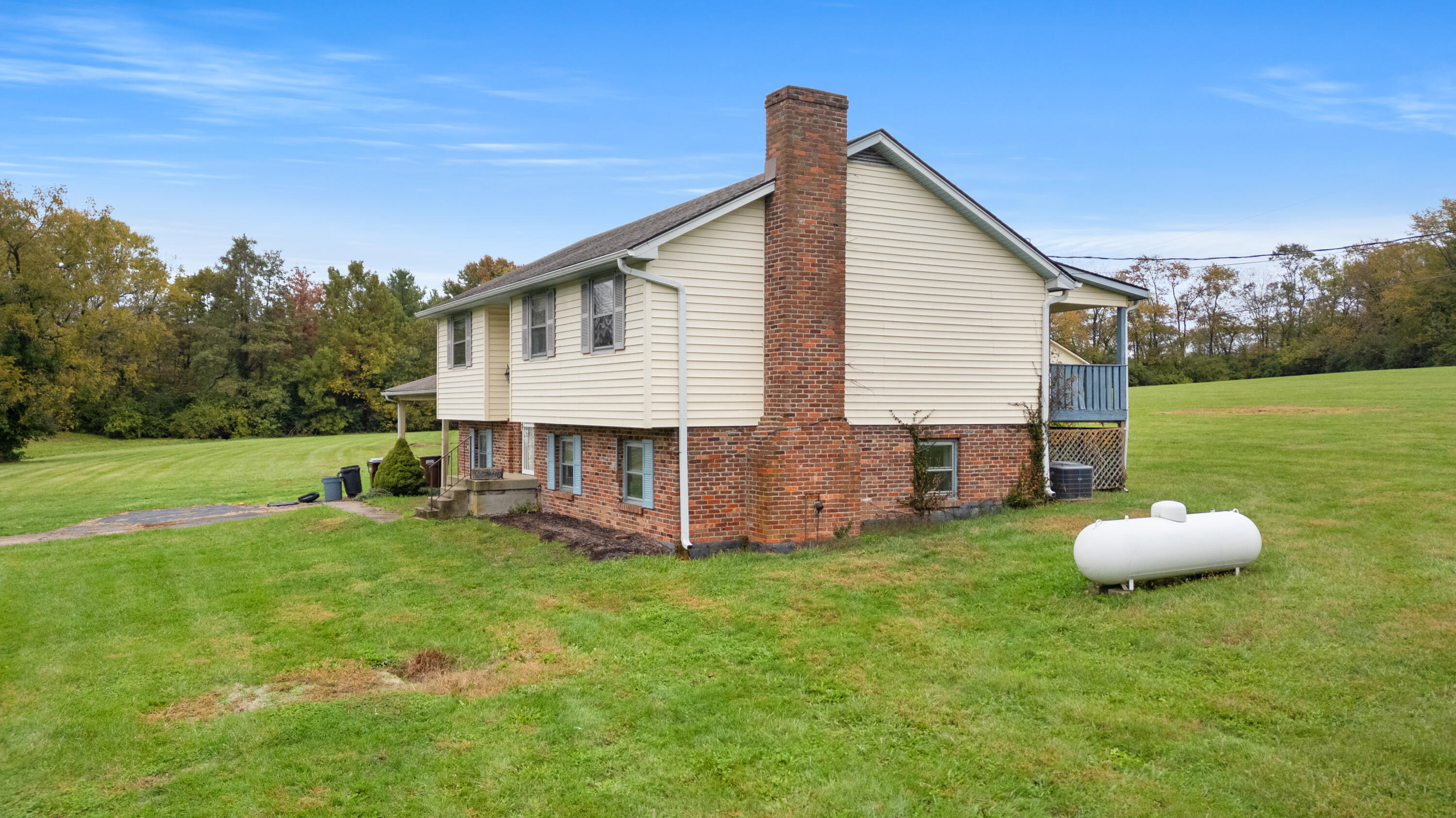 496 Soards Road Georgetown, KY 40324 - Photo 14 of 40 DJI_20251028085837_0034_D