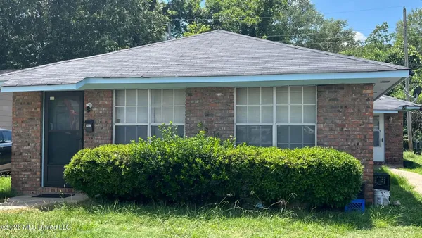 $115,000 | 1425 Mary Street, Greenville, MS 38701