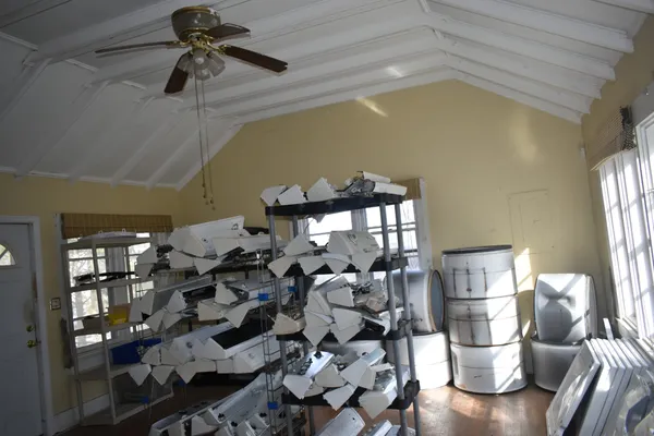 a view of a livingroom with furniture