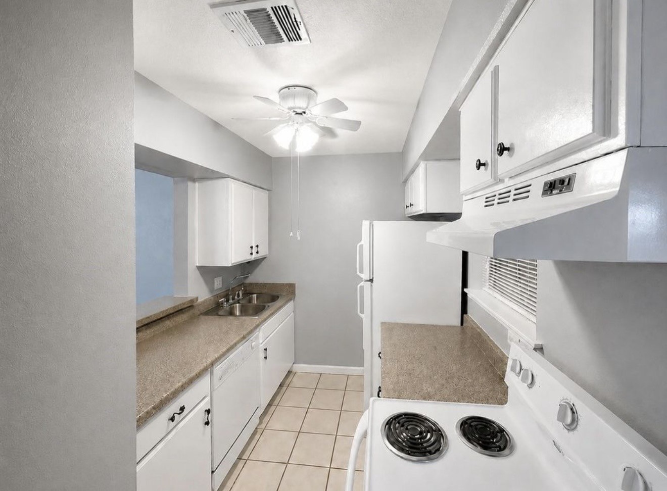 3320 Burke Road, Unit 55 Pasadena, TX 77504 - Photo 3 of 7